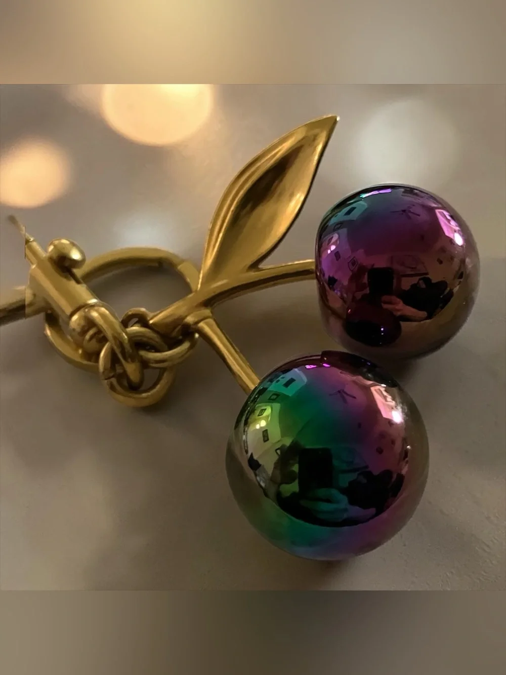 N/A stylish gold
